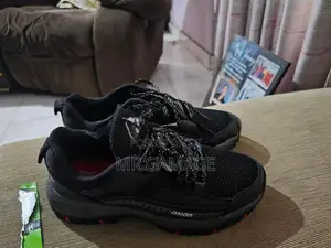 Shoes Size 8