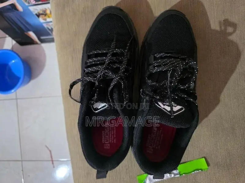 Shoes Size 8