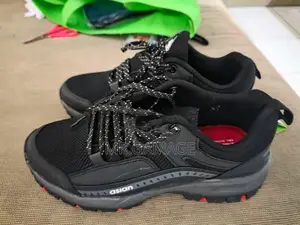 Shoes Size 8