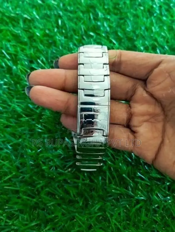 Bulova Silver Colour Hand Watch