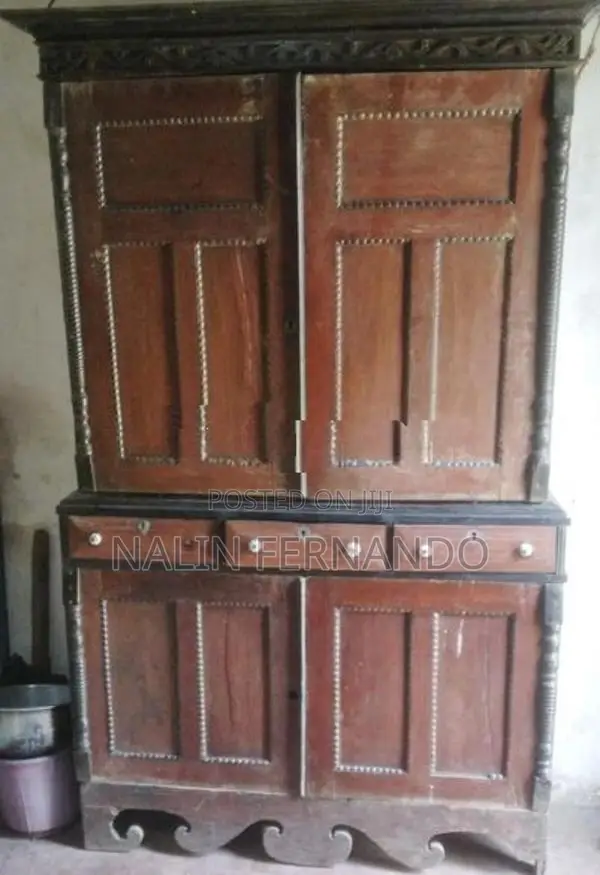 Used Furniture Set