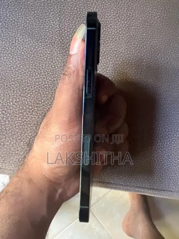 Apple iPhone 12 Pro Max 256gb (Used)