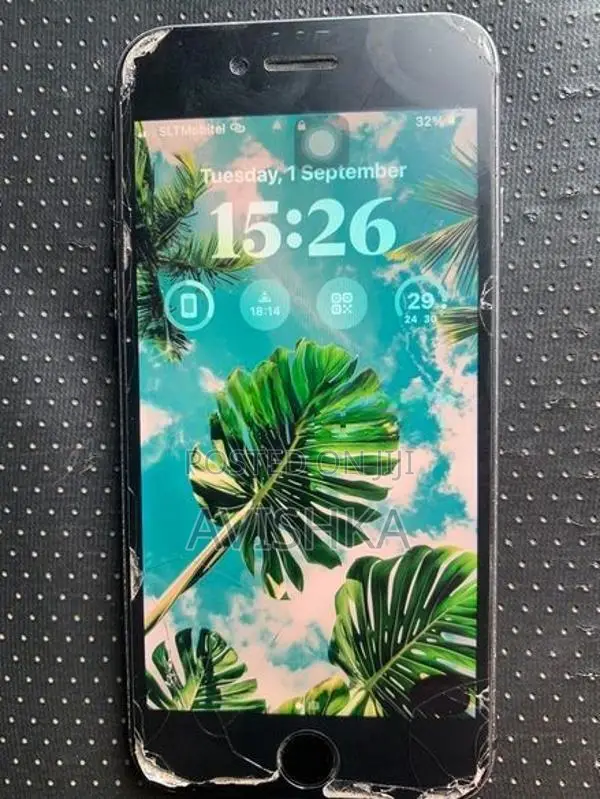 Apple iPhone 8 Black (Used)