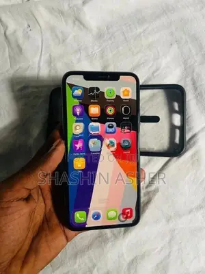 Apple iPhone 11 Pro Max (Used)