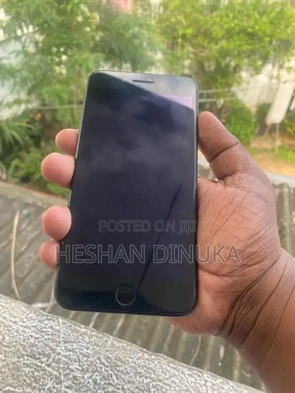 Apple iPhone 7 Plus 256GB (Used)