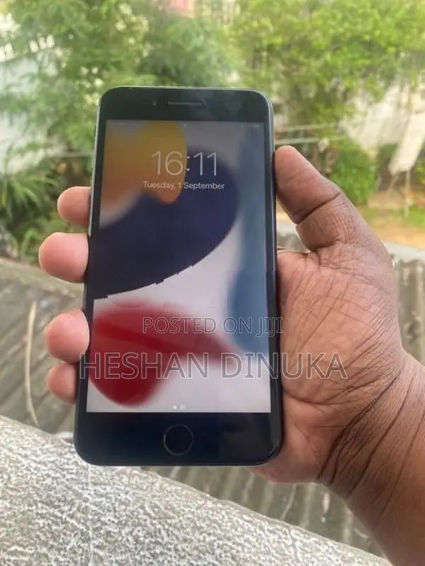 Apple iPhone 7 Plus 256GB (Used)