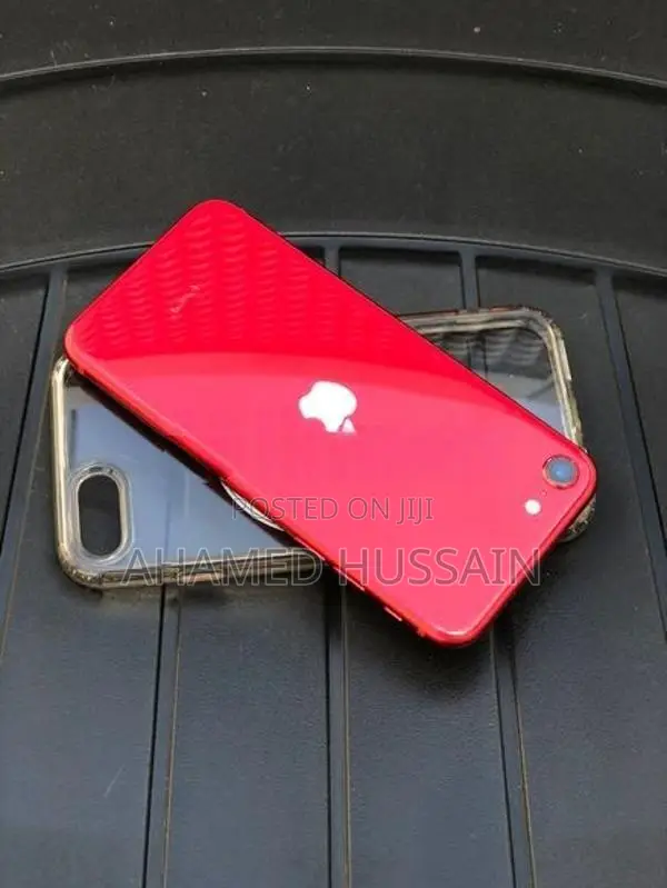 Apple iPhone SE 2 Red 128GB (Used)