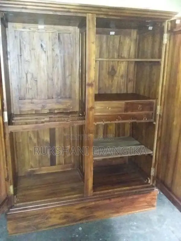 අල්මාරි