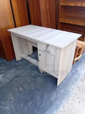 4×2 Office melamine tables