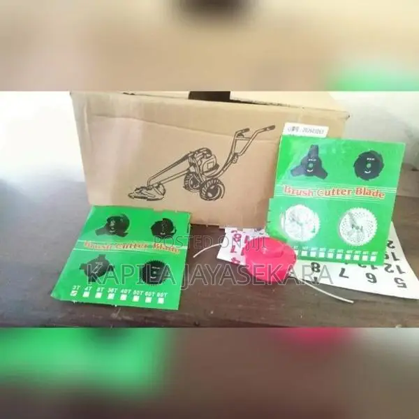 රෝද සහිත තණකොළ කපන මැෂිම
