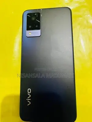 Vivo V21 (Used)