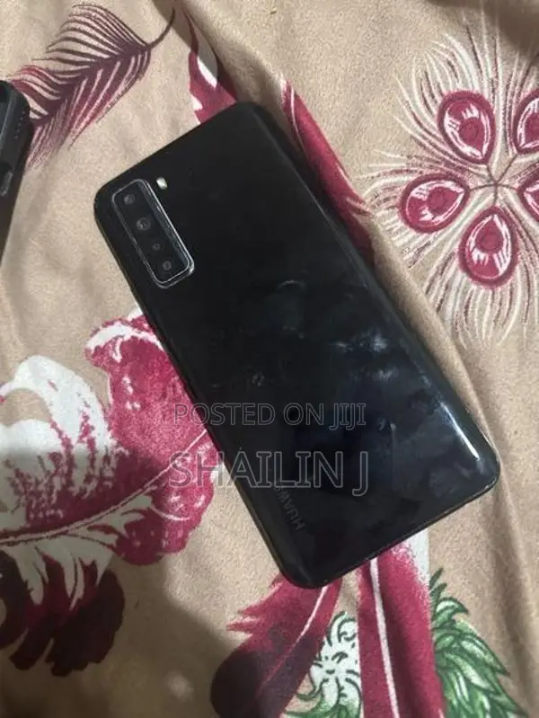 Huawei Nova 7 SE (Used)