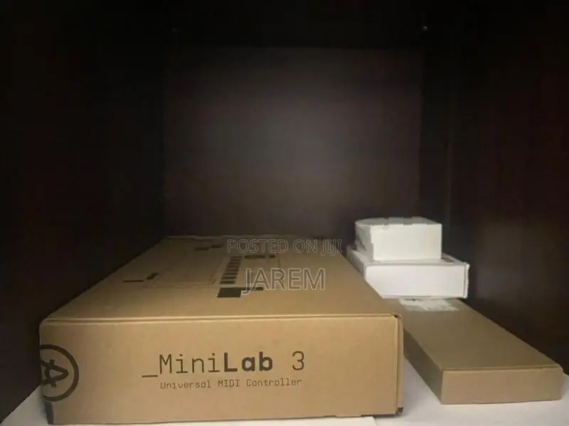 Arturia Minilab 3 Midi Controller