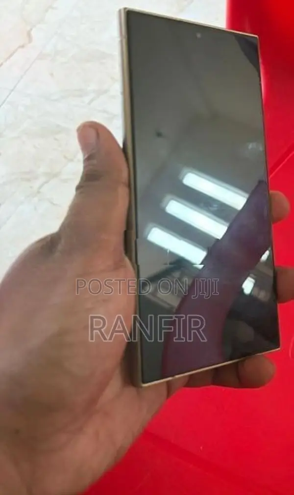 Samsung Galaxy S24 Ultra (Used)