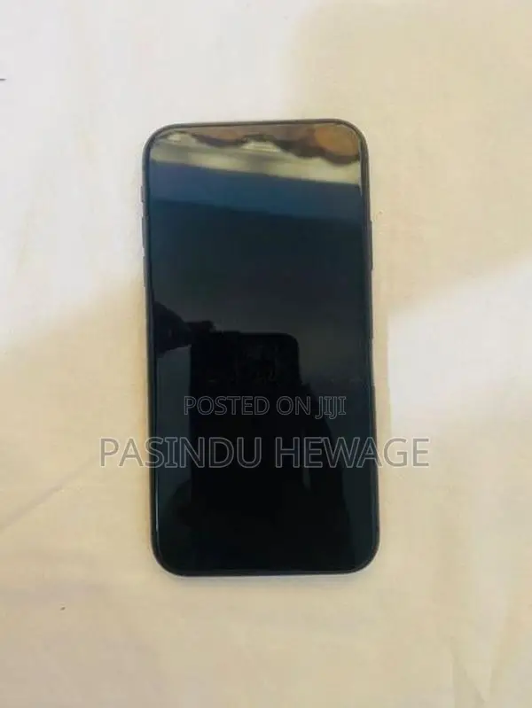 Apple iPhone 11 (Used)