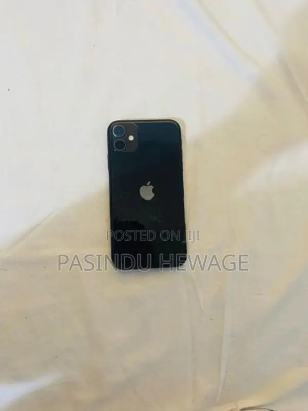 Apple iPhone 11 (Used)