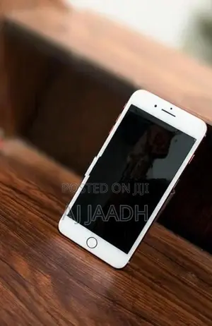 Apple iPhone 7 Plus Red Edition (Used)