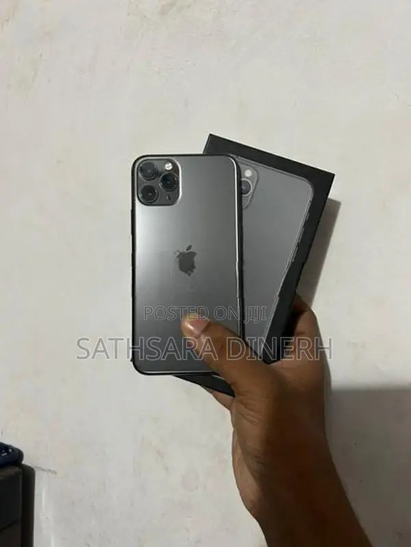 Apple iPhone 11 Pro 256GB (Used)