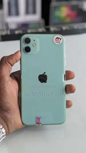 Apple iPhone 11 (Used)