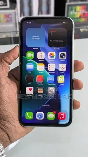 Apple iPhone 11 (Used)