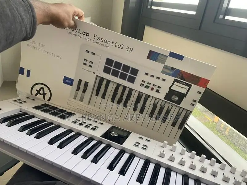 Arturia KeyLab Essential 49 MK3 MIDI Keyboard
