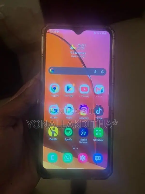 Samsung Galaxy A20s (Used)