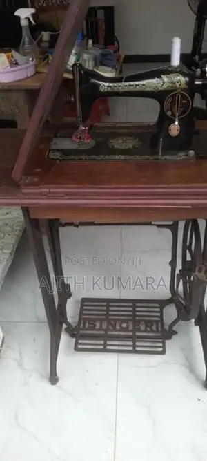 Singer Sewing Machine