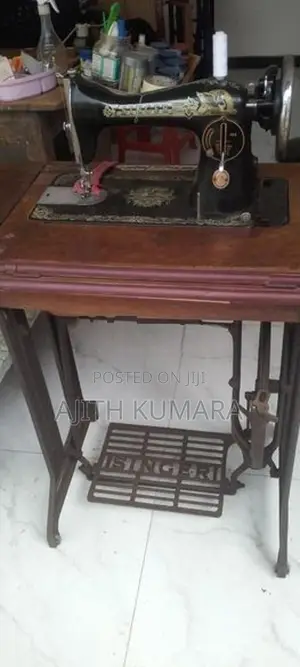 Singer Sewing Machine