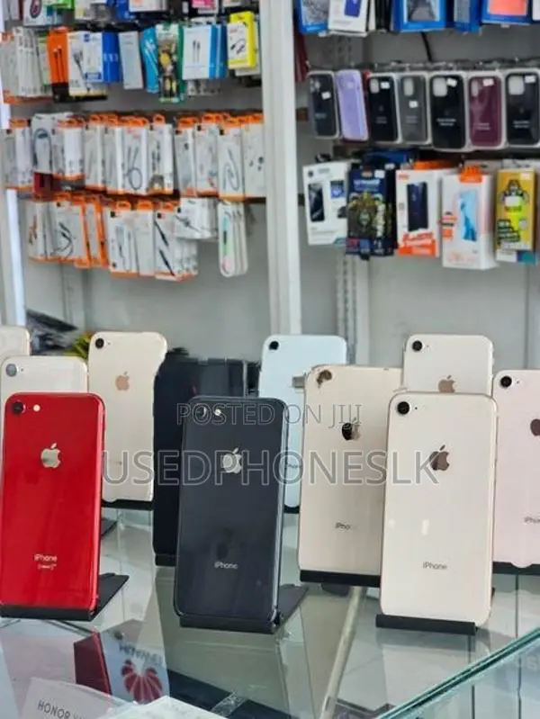 Apple iPhone 8 64GB (Used)