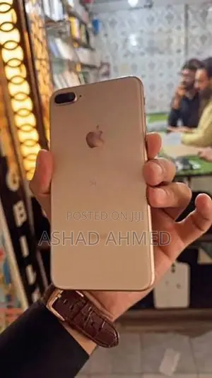 Apple iPhone 8 Plus (Used)