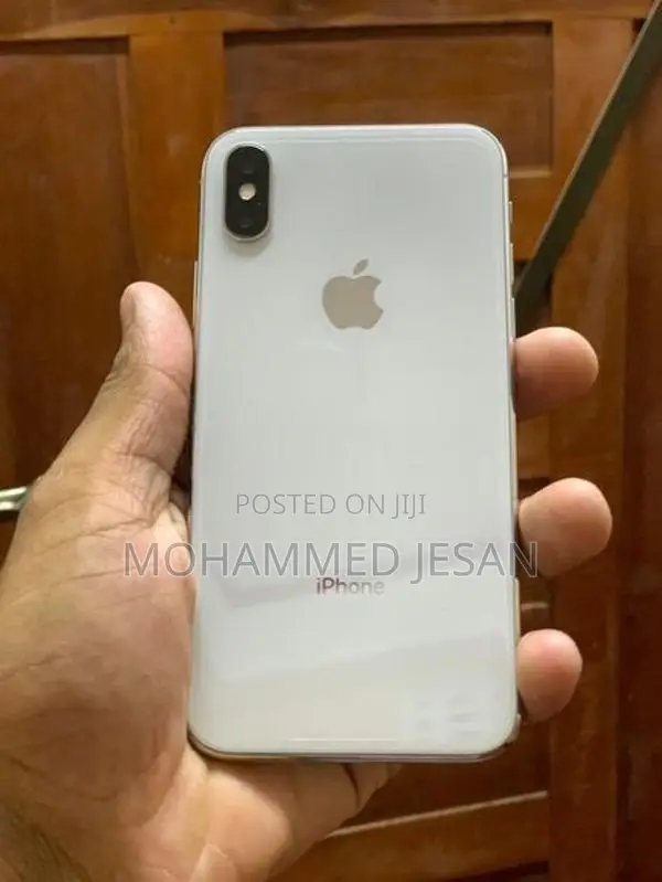 Apple iPhone X (Used)