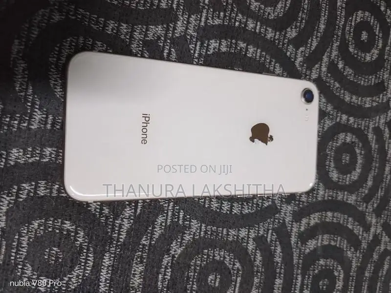 Apple iPhone 8 (Used)
