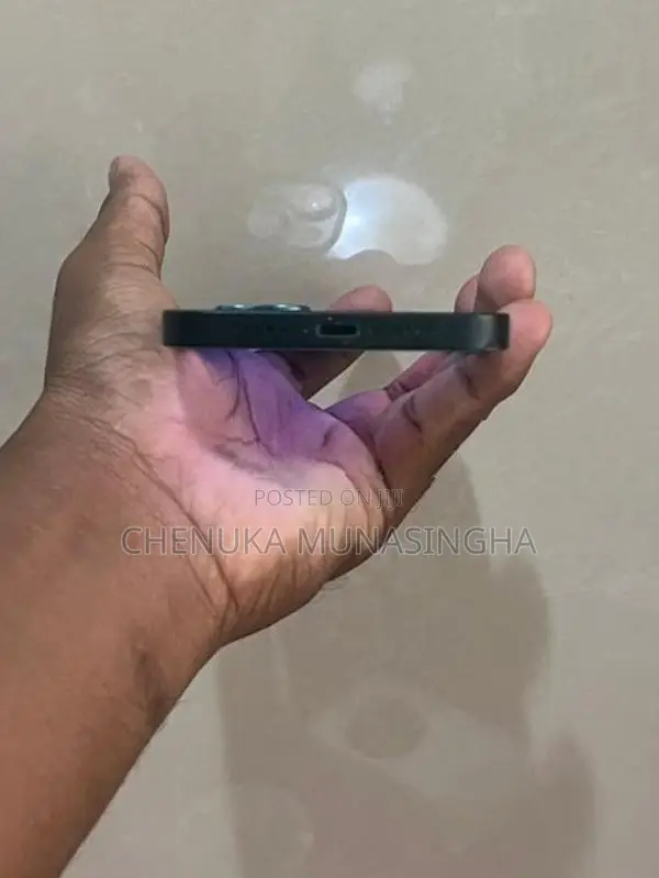 Apple iPhone 13 I Phone (Used)