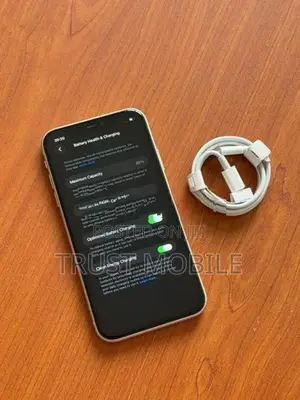 Apple iPhone 11 128GB (Used)