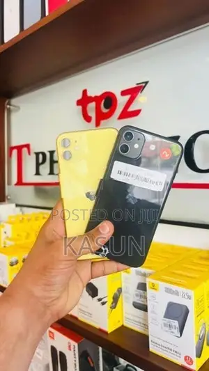 Apple iPhone 11 (Used)