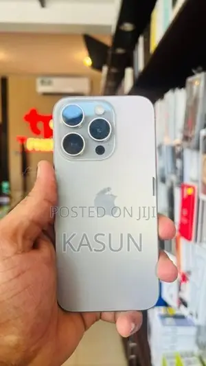 Apple iPhone 15 Pro (Used)