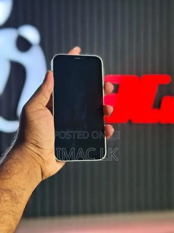 Apple iPhone 12 128GB (Used)
