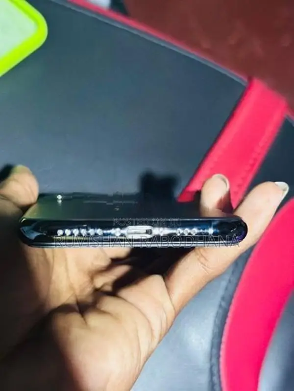 Apple iPhone 11 Pro (Brand New)