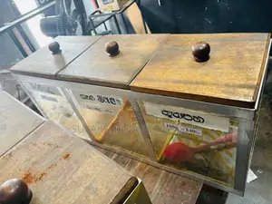 Chili Showcase Glass Boxes