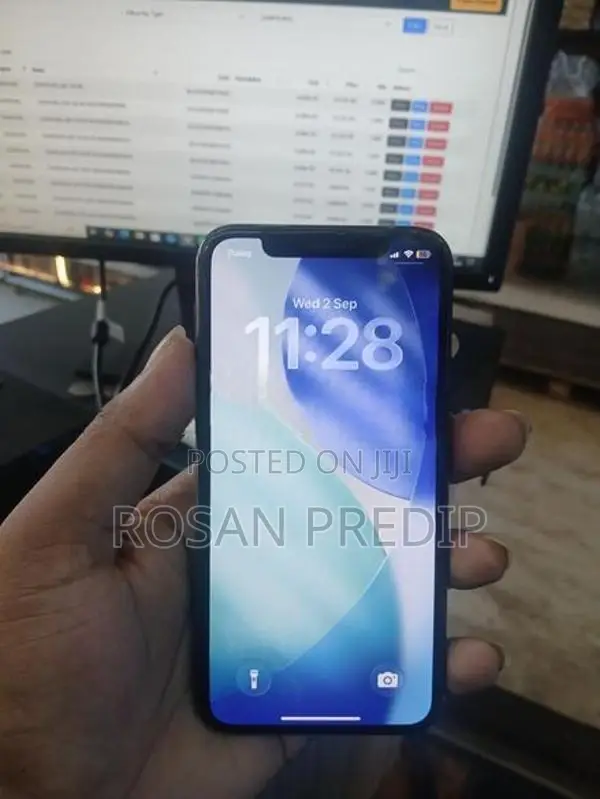 Apple iPhone 11 Pro 256GB (Used)