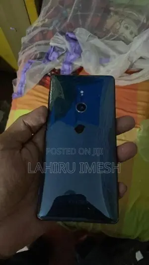 Sony Xperia XZ2 64GB 4GB (Used)