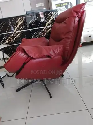Swivel Lounge Chair