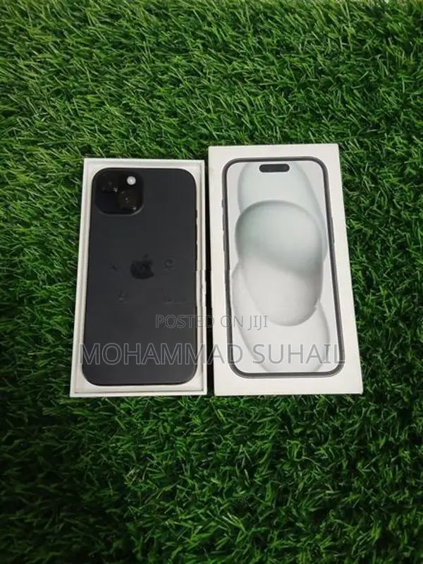 Apple iPhone 15 256GB (Used)
