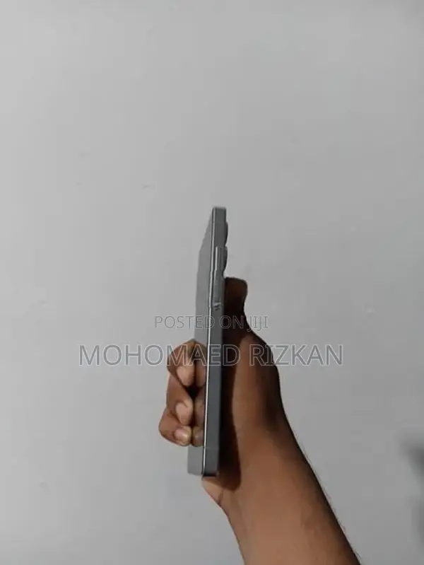 Samsung Galaxy S25 Ultra (Used)