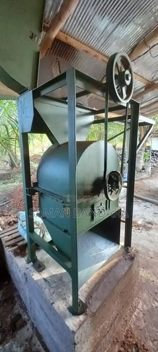 Coconut Husk Cutting Machine