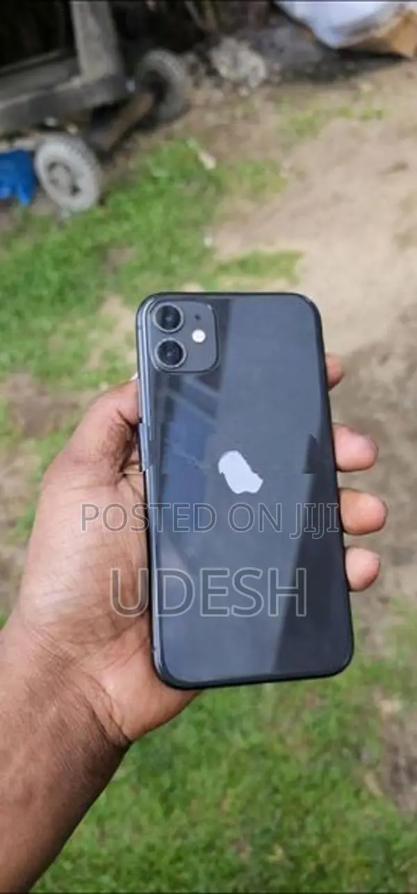 Apple iPhone 11 128GB (Used)