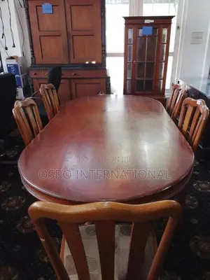 Teak Oval Shape Dining Table with 5 Nos Chairs