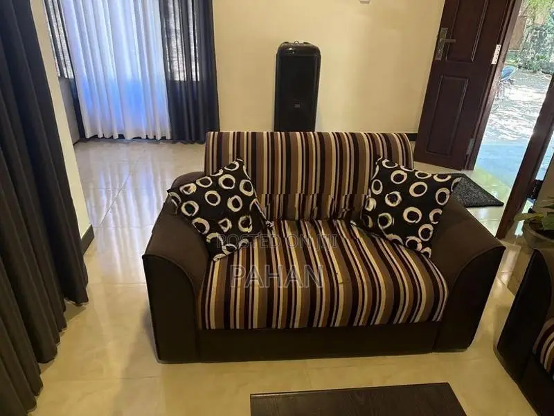 Damro Sofa Set (2,1,1)