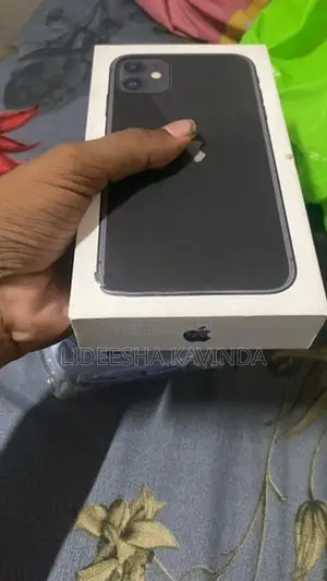 Apple iPhone 11 (Used)