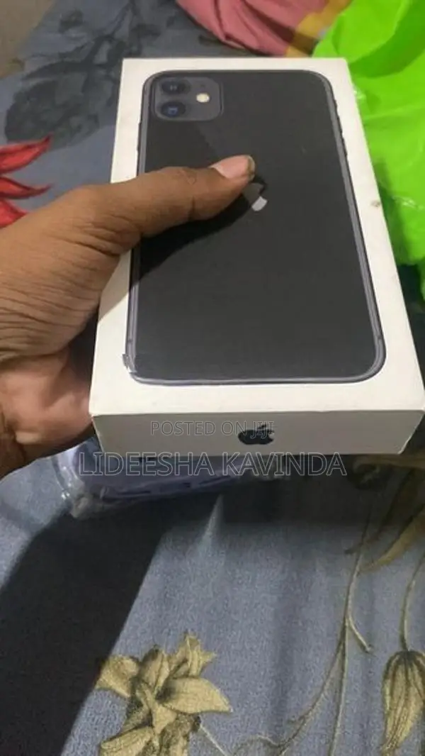 Apple iPhone 11 (Used)